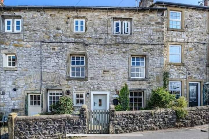Holiday rental for 4 people, with garden and terrace, with pets in Settle