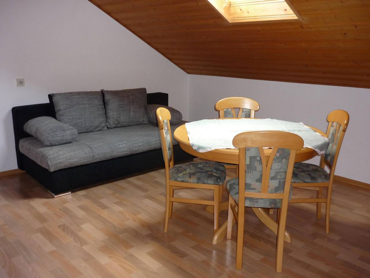 Ganze Wohnung, Moderne Ferienwohnung mit Gartennutzung in Spiegelau, Ostbayern