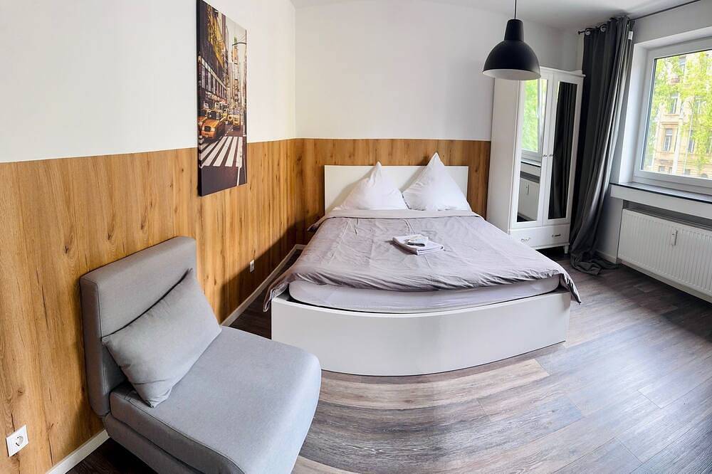 Entire apartment, Comfortable city apartment in Cologne's Südstadt district, close to the Rhine and restaurants in Cologne, Rhineland