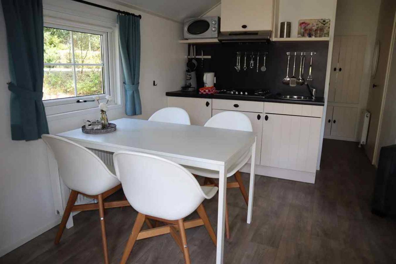Malerische 4-Personen-Lodge in der Vechtdal in Dalfsen, Regio Zwolle