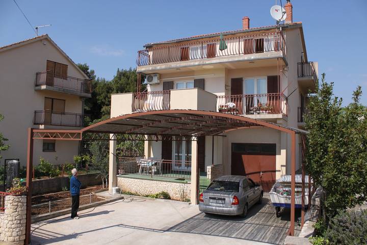 Ganze Wohnung, 3-Zimmer-Ferienwohnung mit Terrasse Srima - Vodice A-6099-a in Srima, Šibenik-Knin