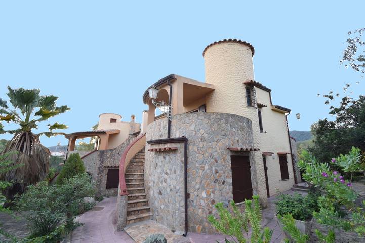 Appartement de vacances pour 5 personnes, avec jardin
