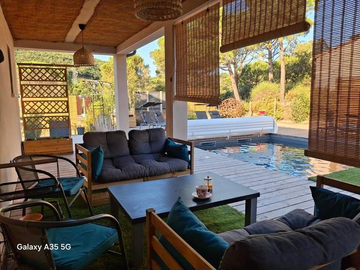 Location de vacances pour 8 personnes, avec Jacuzzi et Terrasse ainsi que Jardin et Piscine à Mourèze - 4