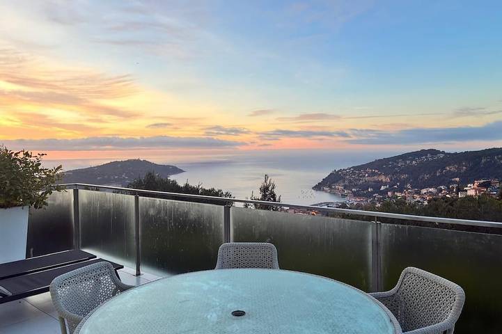 Villa pour 6 personnes, avec balcon à Villefranche-sur-Mer