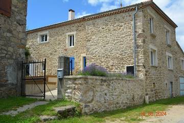 Gîte pour 4 personnes, avec terrasse à Gilhoc-sur-Ormèze
