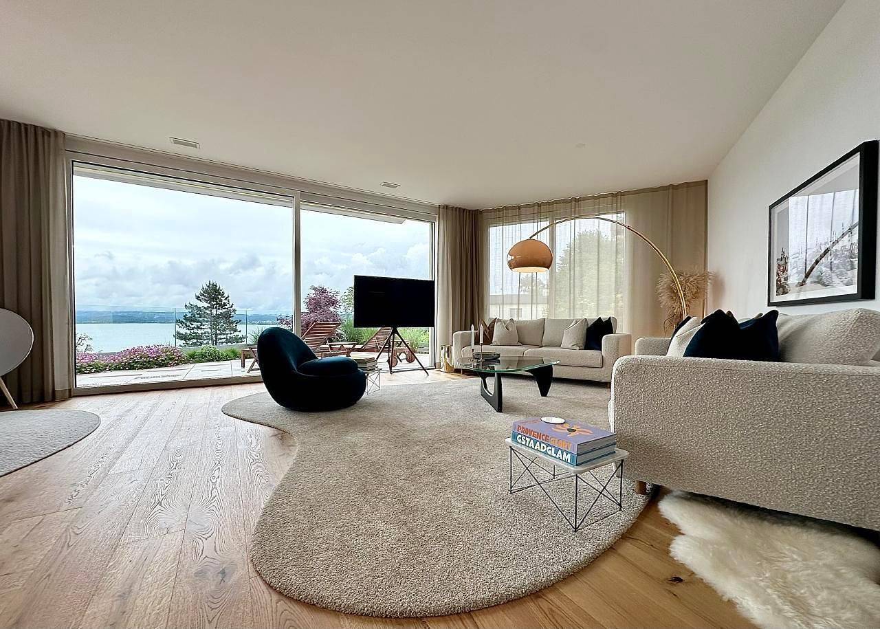 Ganze Ferienwohnung, "Lakeview" - a design holiday home in Berlingen, Untersee