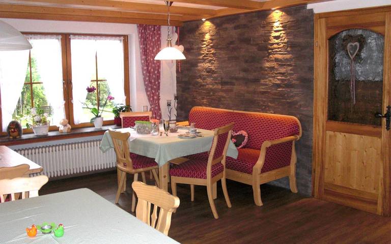 Bauernhof für 2 Personen, mit Garten und Balkon im Südschwarzwald