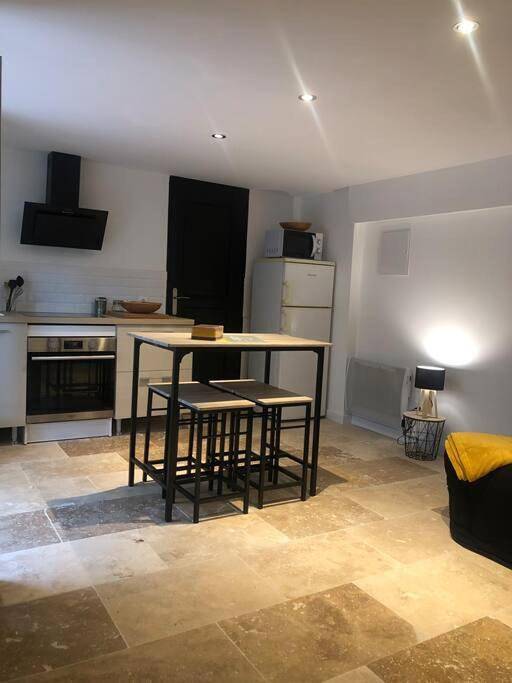 Gîte pour 4 personnes, avec jardin et vue à Pieusse - 3