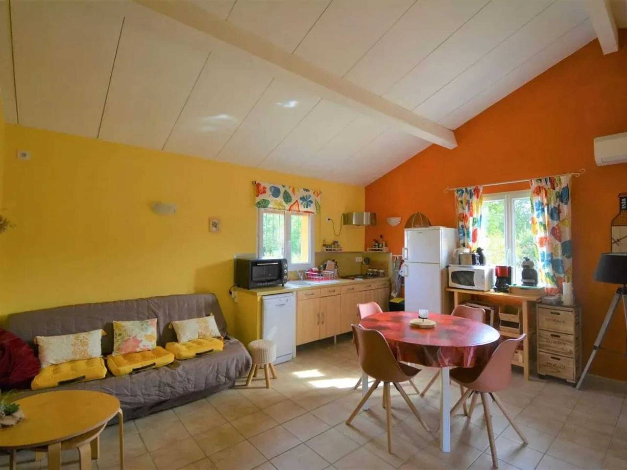Maison familiale spacieuse avec piscine à Vagnas in Vagnas, Ardèche