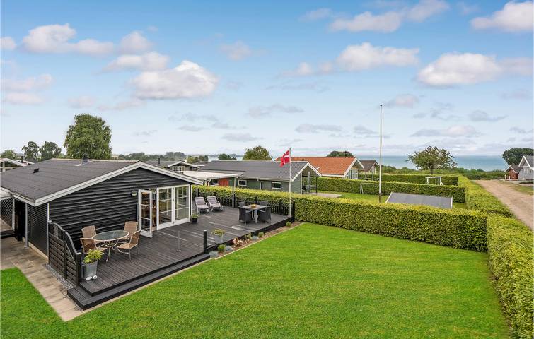 Ferienhaus für 6 Personen, mit Terrasse und Garten in Binderup Strand - 2