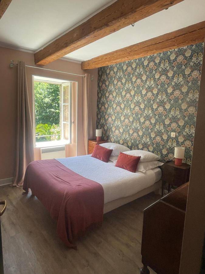 Hôtel pour 2 personnes, avec jardin ainsi que piscine et terrasse à Minihy-Tréguier - 3