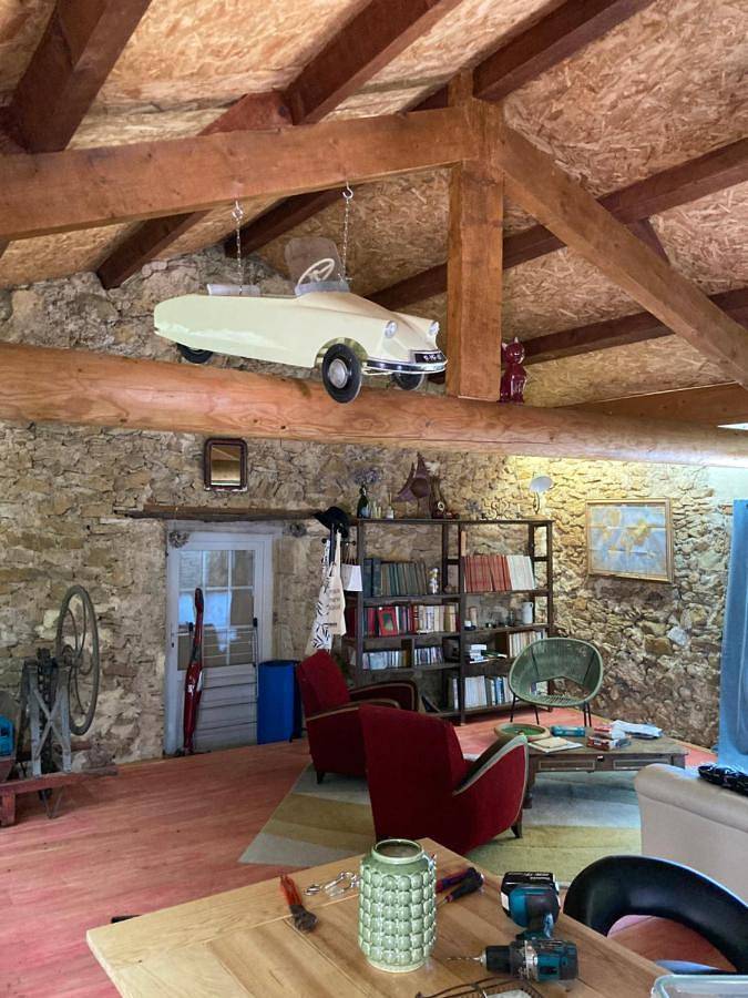 Appartement entier, Loft atypique in Saint-Montan, Privas (arrondissement)