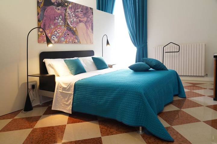 Gîte pour 5 personnes, avec jacuzzi et terrasse dans Apricena - 3