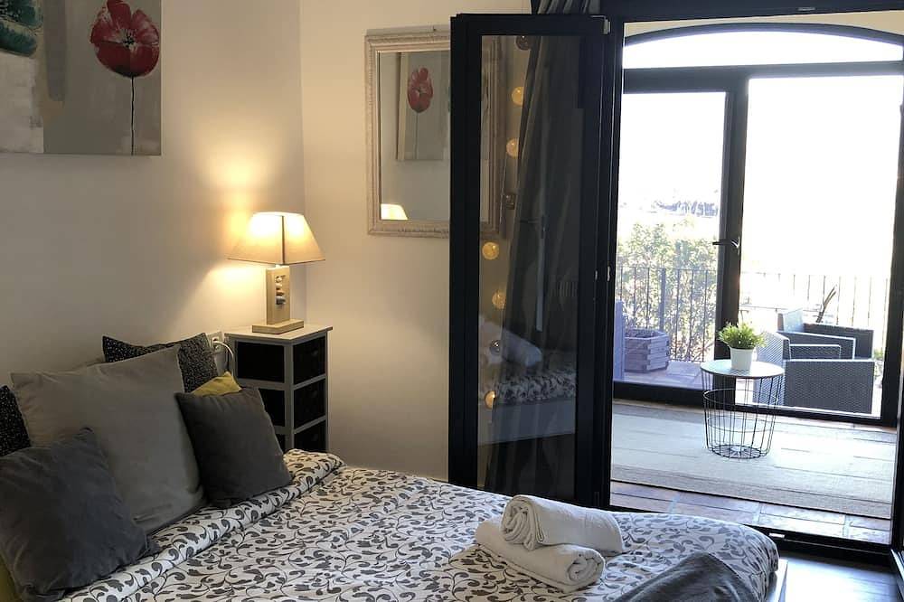 Cosy villa 10 minutes' walk from the beach, with swimming pool and jacuzzi. in Torre Valentina, Calonge