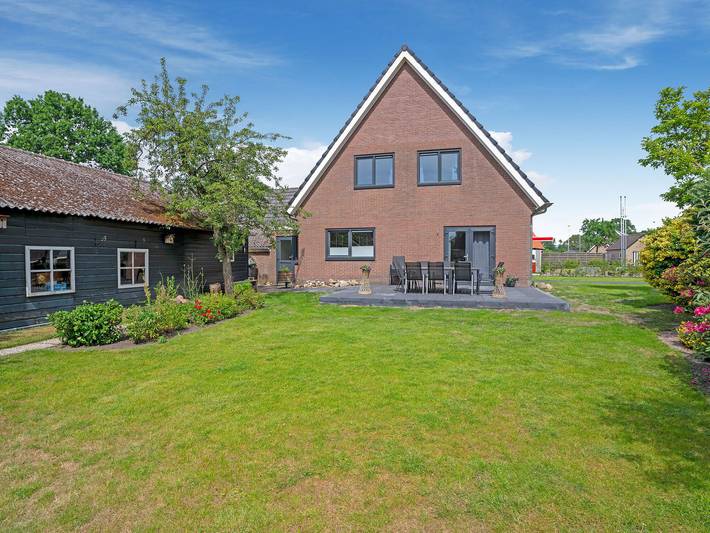 Vakantiehuis voor 10 personen, met Tuin in Lemele