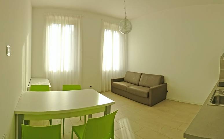 Ferienwohnung für 4 Personen, mit Seeblick am Gardasee - 2