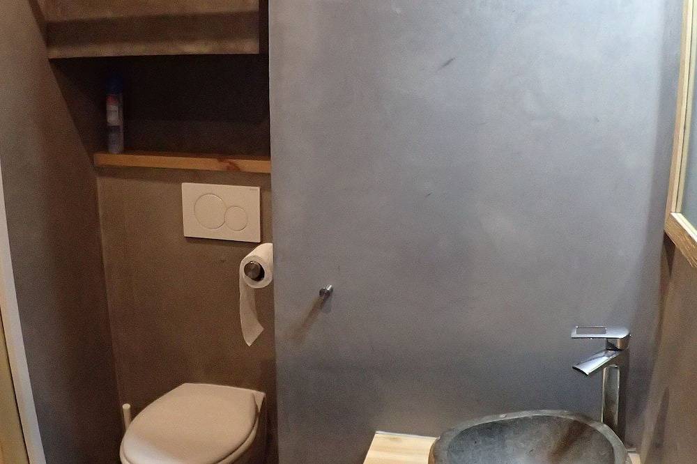 Appartement entier, Appartement 4 personnes - Au calme dans le Jura in Longchaumois, Parc naturel régional du Haut-Jura