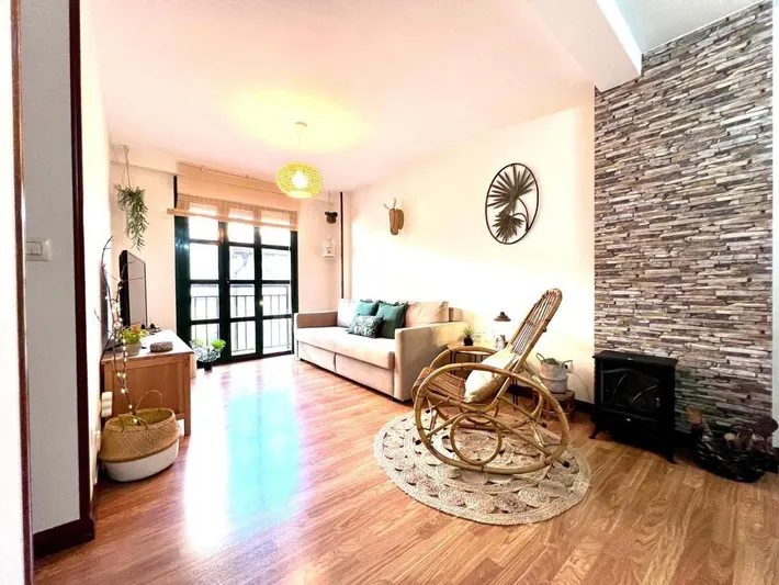 Apartamento de vacaciones para 4 personas, con vistas y balcón, Se admiten mascotas - 1