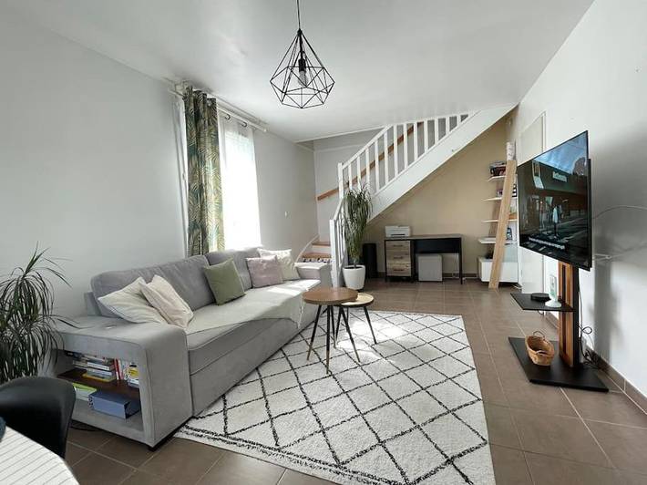 Location de vacances pour 8 personnes, avec vue et balcon, adapté aux familles à Magny-le-Hongre