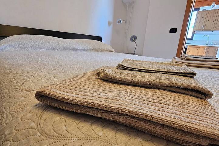 Ferienwohnung für 2 Personen, mit Balkon und Garten - 1