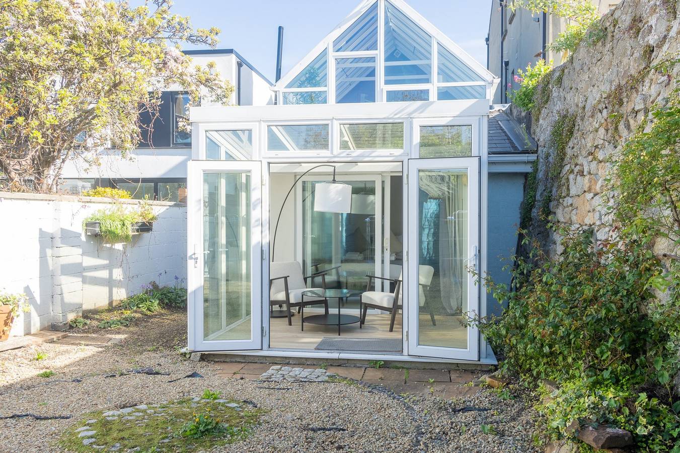 Guestready - Cottage modernizzato a Monkstown in Contea di Dún Laoghaire-Rathdown, Contea di Dublino
