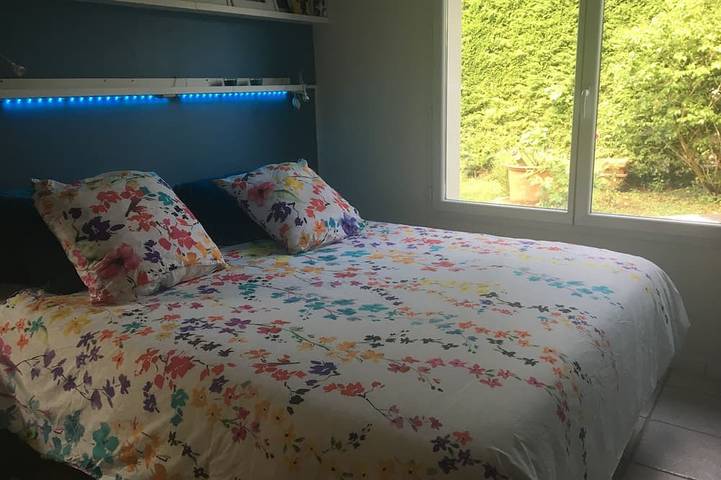 Location de vacances pour 8 personnes, avec jardin et terrasse à Collonges-au-Mont-d'Or - 2