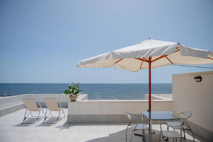 Villa per 5 persone, con panorama e balcone in Siracusa e dintorni