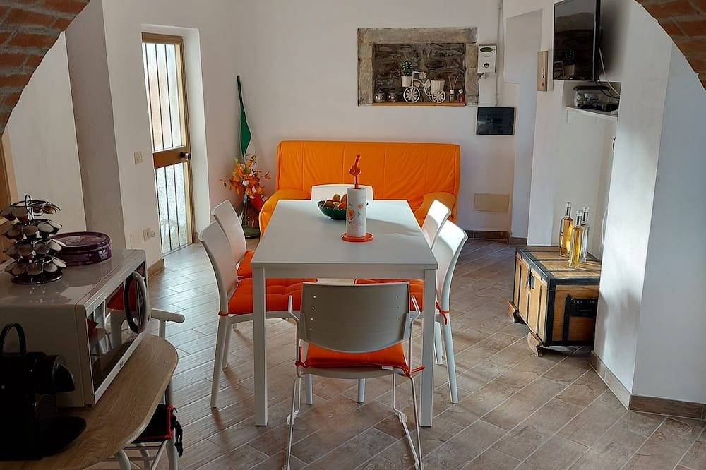 Country house farniente in Tresana, Val di Magra