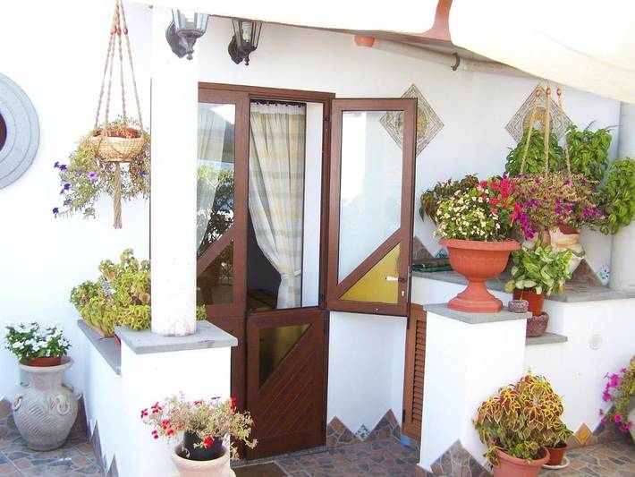 Casa vacanza per 7 persone, con terrazza e panorama in Lipari