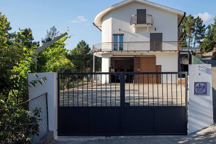 Location de vacances pour 6 personnes, avec Balcon et Jardin dans Ucanha