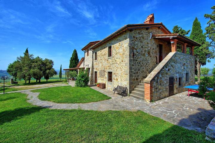 Villa con piscina per 16 persone, con piscina, con animali domestici in Val d’Orcia