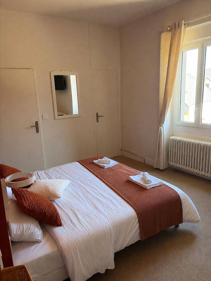 Hôtel pour 2 personnes, avec Terrasse à La Gouesnière - 3