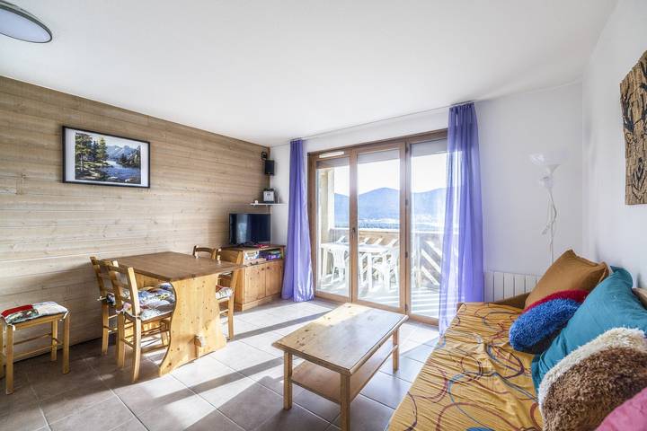 Apartamento entero, Apartamento de vacaciones para 6 personas con balcón in Les Angles, Parque Natural Regional de los Pirineos Catalanes