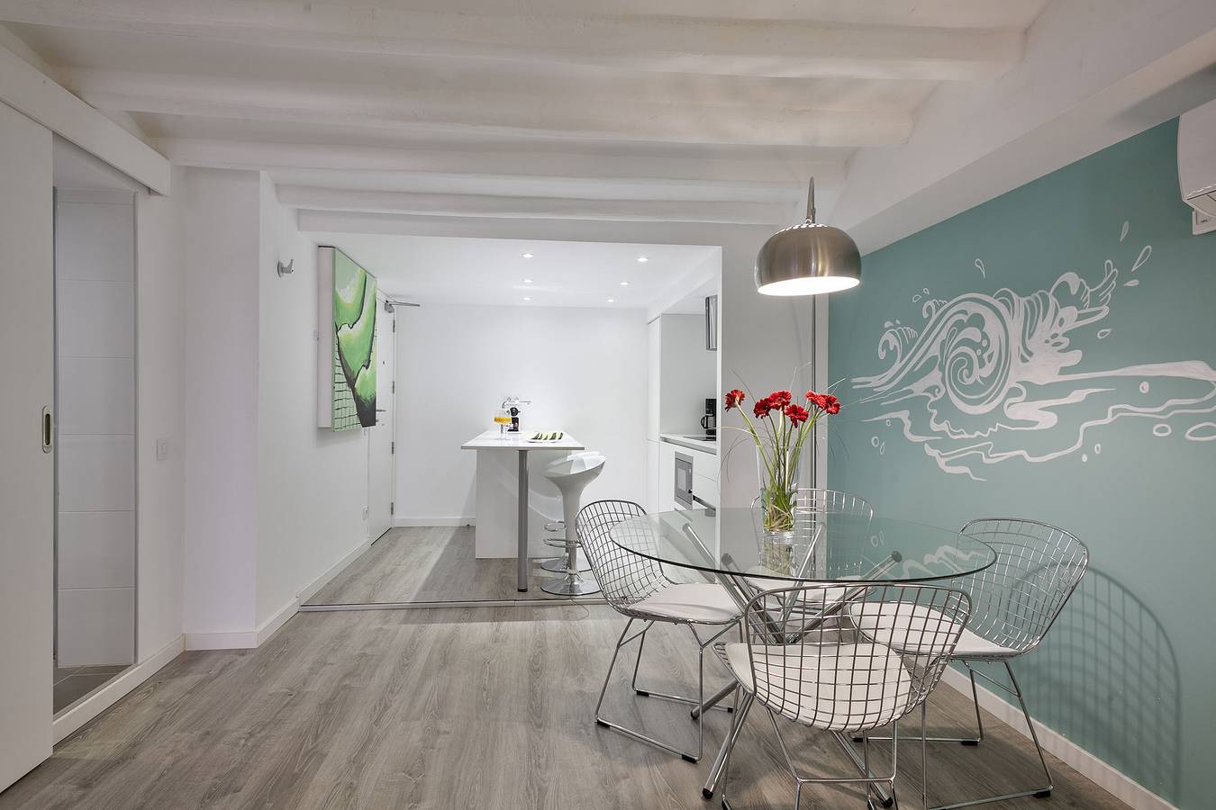 Entire apartment, Adn Ground in Barcelona Centre, Barcelona
