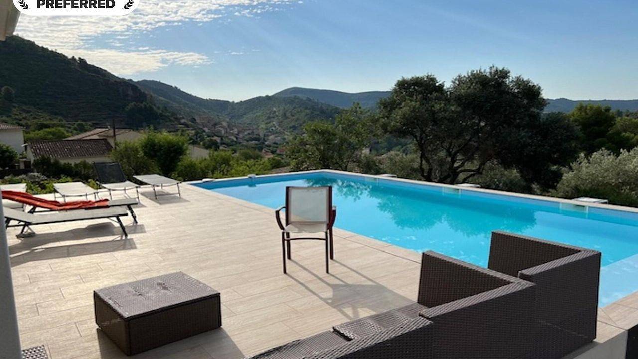 Ferienhaus für 8 Personen (150 m²) in Roquebrun in Roquebrun, Béziers und Umgebung