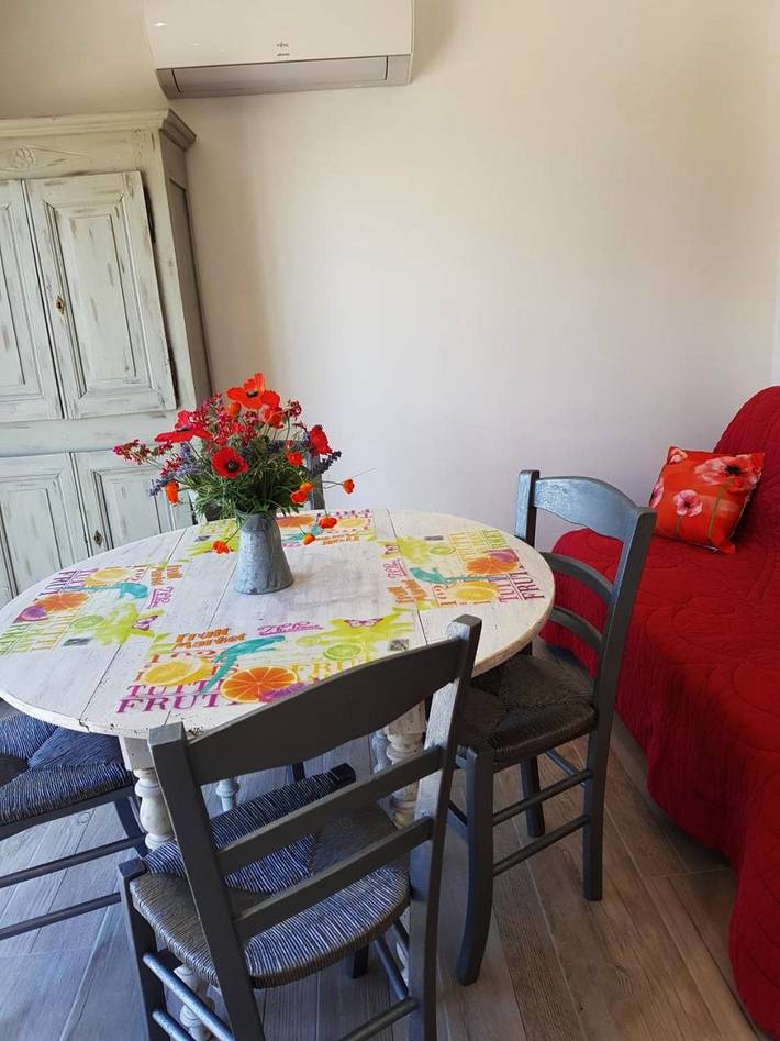 Location de vacances pour 2 personnes, avec jardin et vue à Lédenon - 4