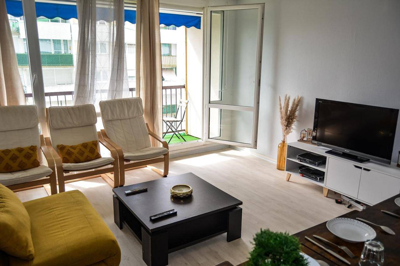 Appartement entier, Daz house in Sevran, Seine-Saint-Denis