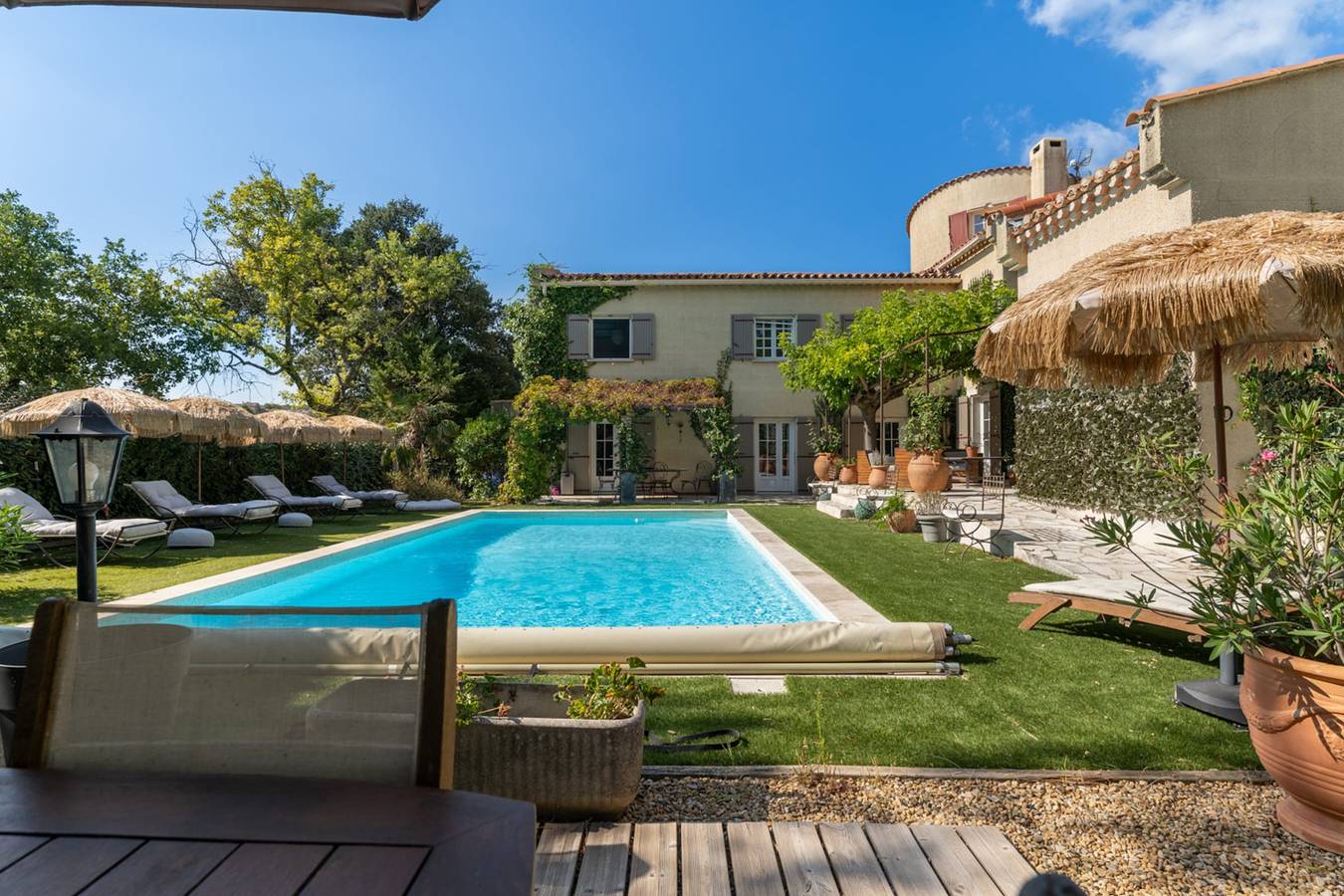 La Chêneraie. proche Alpilles et Luberon, piscine chauffée in Vernègues, Région d'Arles