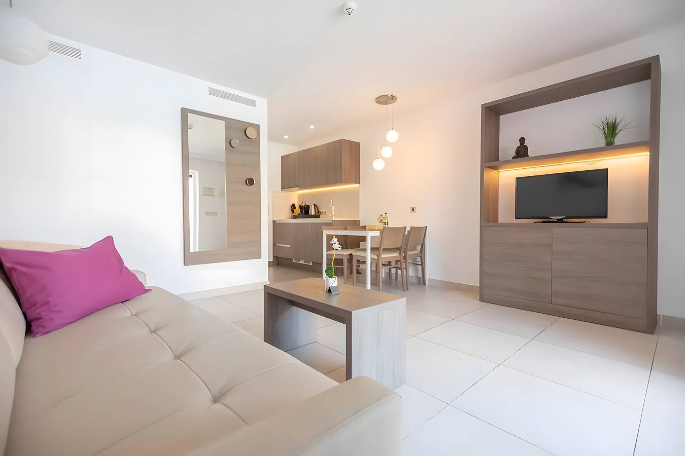 Appartement "Standard 6" avec piscine partagée, Wi-Fi et climatisation in Cala Ratjada, Capdepera