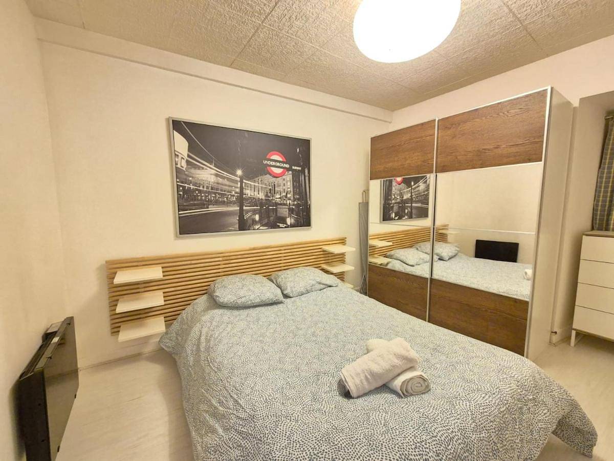 Appartement entier, One-Bedroom Apartment in Clermont-Ferrand, Parc naturel régional des Volcans d'Auvergne