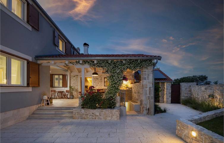 Ferienhaus für 9 Personen, mit Haustier - 1