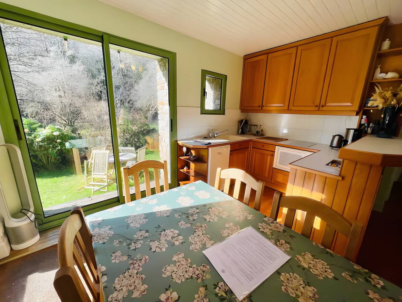 Cottage 'Gîte Vert Nature et Plage' near Concarneau in Melgven, Quimper region