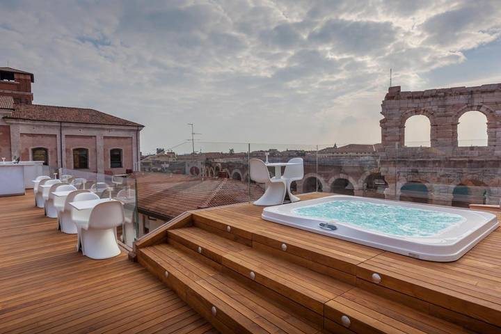 Hotel für 3 Personen, mit Sauna und Terrasse sowie Whirlpool, mit Haustier in Verona - 2
