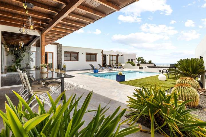 Casa rural para 8 personas, con Terraza y Jardín además de Piscina y Vistas en Mácher - 2