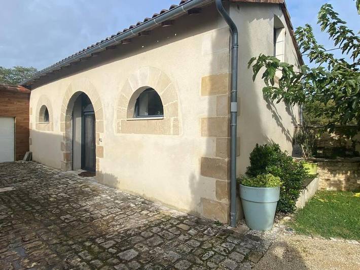 Location de vacances pour 4 personnes, avec jardin à Montamisé - 2