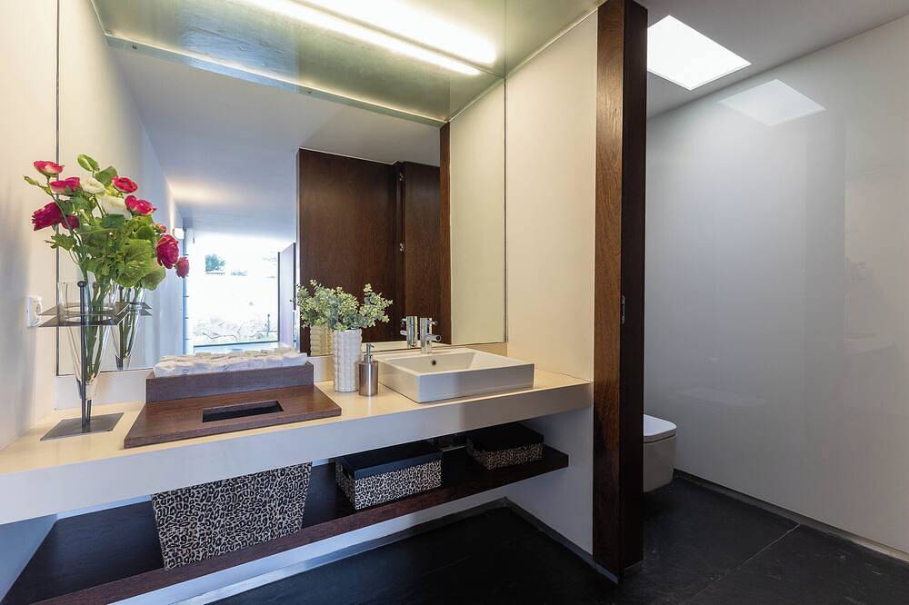 Luxury Villa Sea View - Indoor Heated Pool Included in Carreço, Viana do Castelo Distrikt