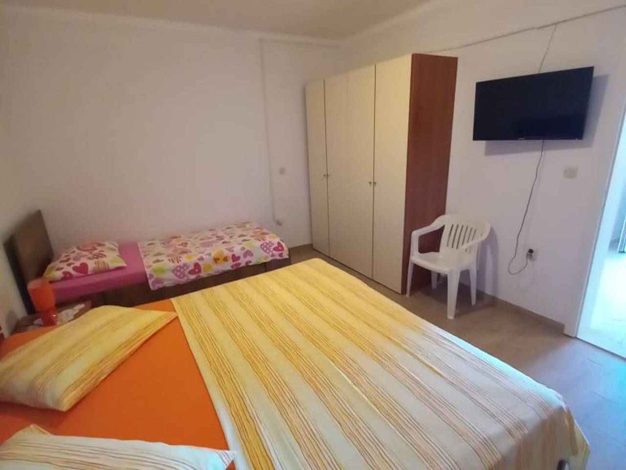 Hel leilighet, Comfort One Bedroom Apartment with Terrace and Sea view in Sveta Nedjelja, Hvar