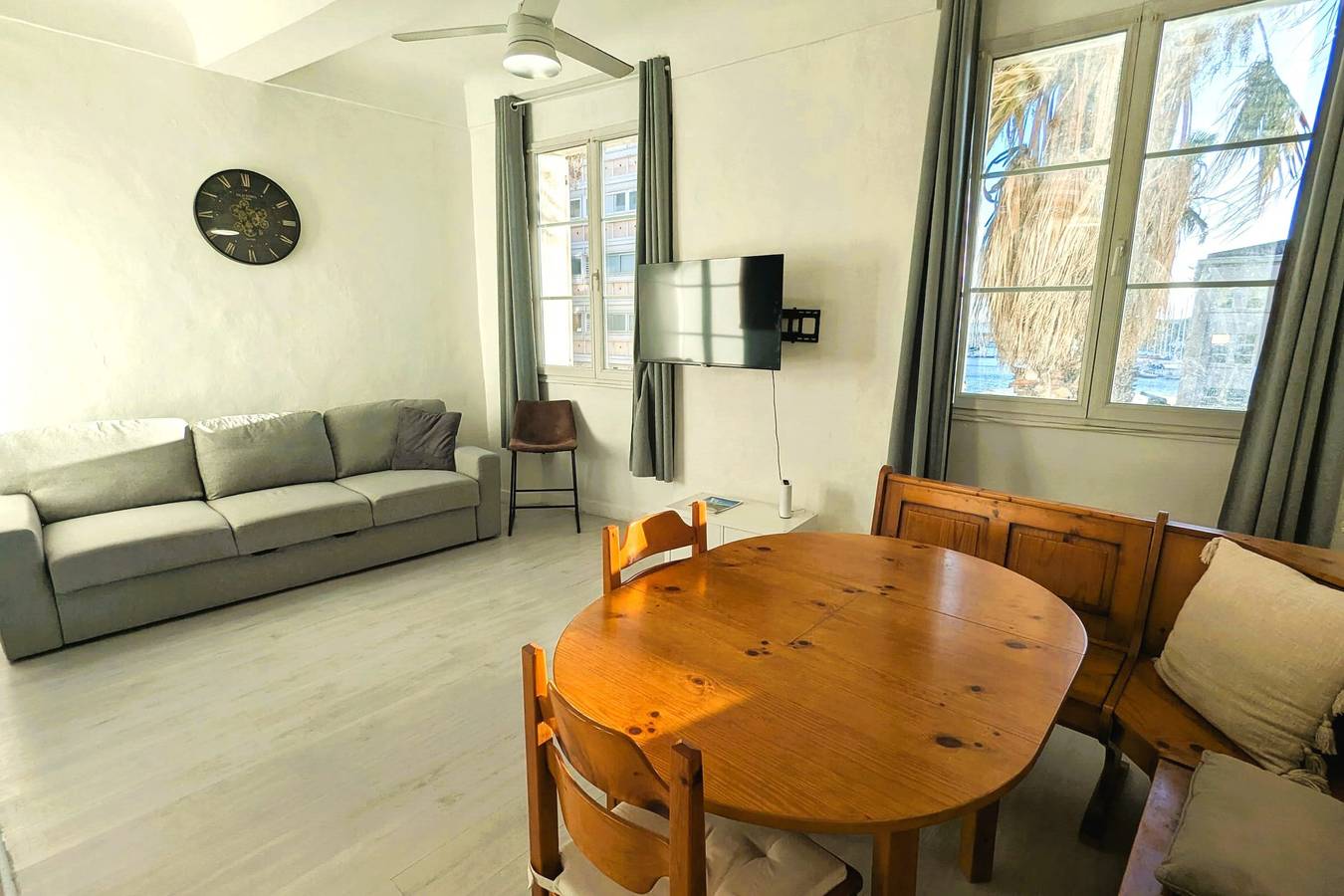 Apartamento entero, Bright apartment near the port in Tolón, Region de Toulon