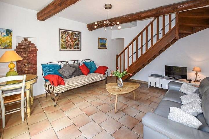 Maison paisible en provence avec piscine, entre Lubéron, Avignon et Mont Ventoux in Monteux, Vaucluse