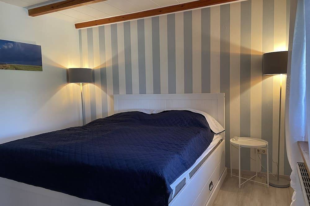 Charmanter Holz-Bungalow hinter dem Deich \"Preussenhuus\" in Samtgemeinde Land Wursten, Cuxland